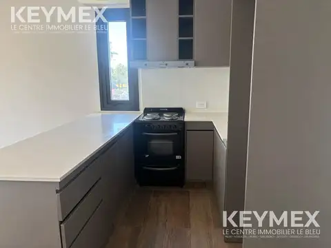 Departamento en Alquiler con 1 cocheras