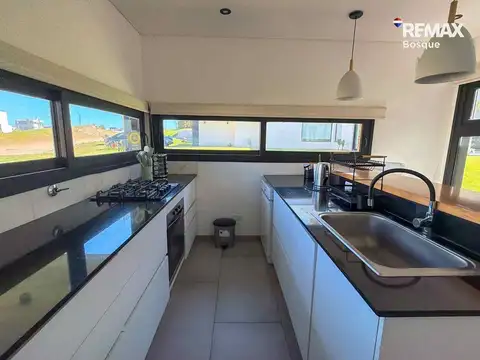 Casa en Venta en Pinamar Norte, USD 420.000