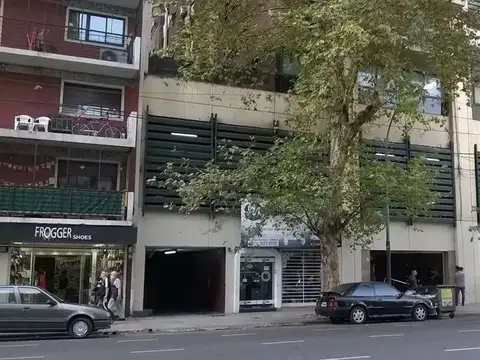 Av Corrientes 3800 Almagro Cochera U$10.000