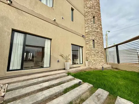 Copihue y Trocoman, Plottier 1100