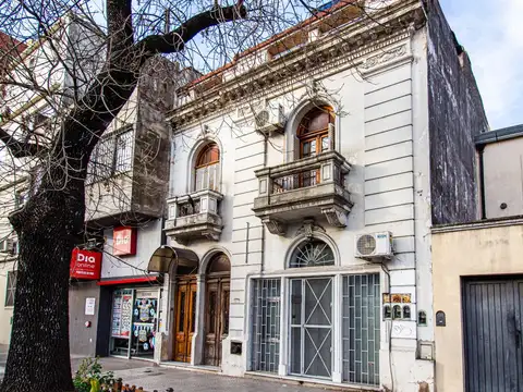 Depto Tipo Casa 5 ambientes con 1 baño