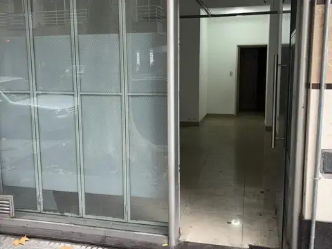 Local comercial con Baulera - excelente ubicación
