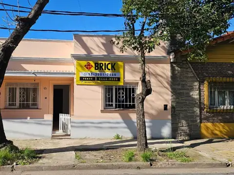 CASA EN LOTE DE 8.66X17.32 MTS EN TUYUTI AL 3100 - 150 M2 TOT GRAN TZA PATIO - VALENTIN ALSINA