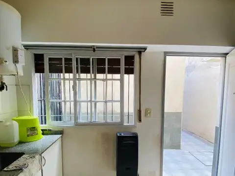 Depto Tipo Casa en Alquiler de Monoambiente