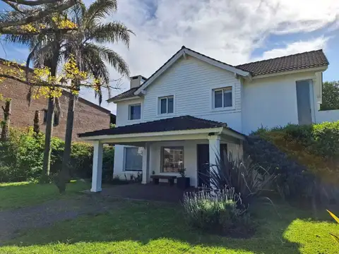 Casa  en Alquiler en Senderos 1, Pilar, G.B.A. Zona Norte