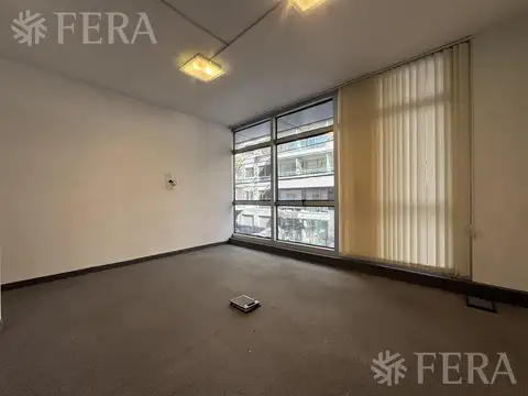 Oficina en Venta con 1 cochera