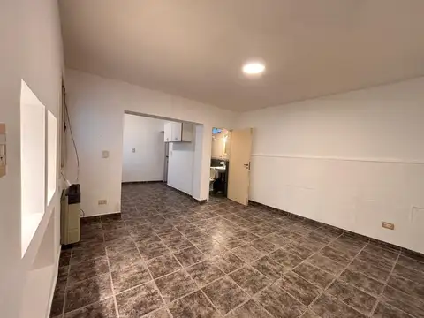 Depto Tipo Casa 2 ambientes con 1 baño