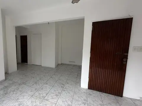 Depto Tipo Casa en Alquiler de 2 dormitorios