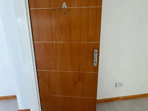 Departamento en Venta en Santos Lugares, USD 98.000