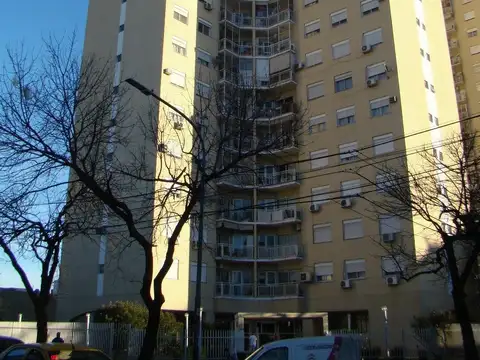 HERMOSO DEPARTAMENTO  3 AMBIENTES CON BALCÓN - TODO EXTERNO - VISTA PANORÁMICA