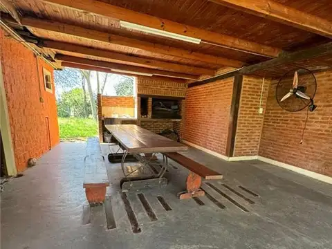 barrio las moras 100