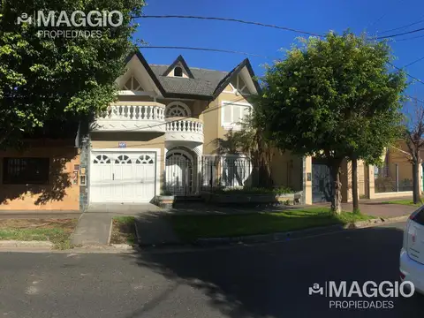 VENTA CASA 6 AMBIENTES RAMOS MEJIA