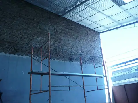 Galpon en Venta en Billinghurst, USD 186.000