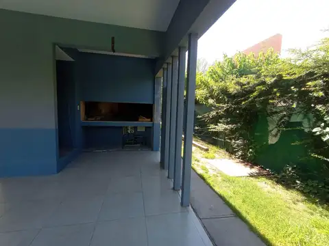 Casa en Alquiler al Oeste