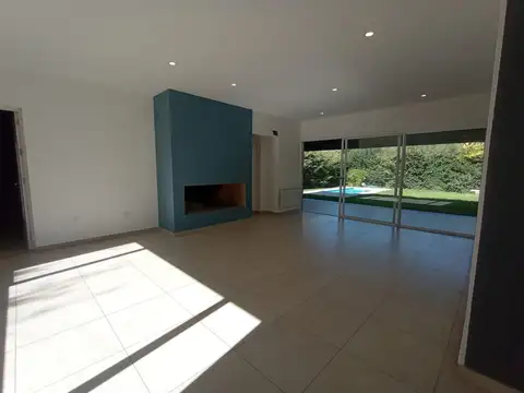 Casa en Alquiler en Villa Nueva de Guaymallen, USD 2.000