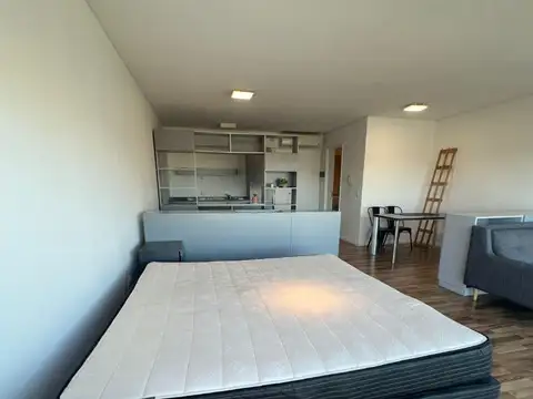 Monoambiente Apaisado Dividido c/balcón, Quartier Madero