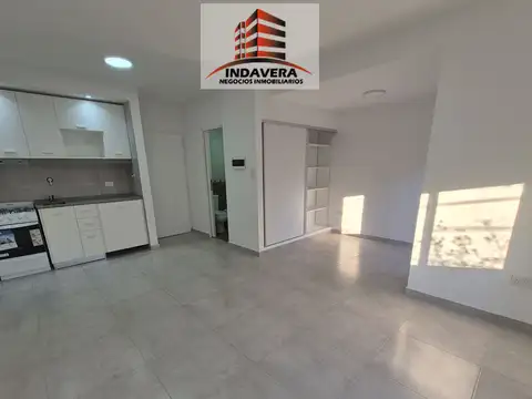ALQUILER * 1 AMB CON BALCON AL FRENTE DE 31 M2 TOTALES. A ESTRENAR - CASEROS