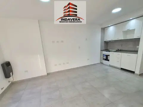 Departamento en Alquiler en Caseros, $ 450.000