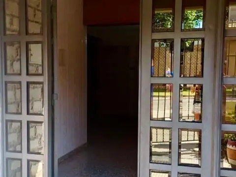 Departamento 2 dormitorios al frente – Ideal inversión o apt
