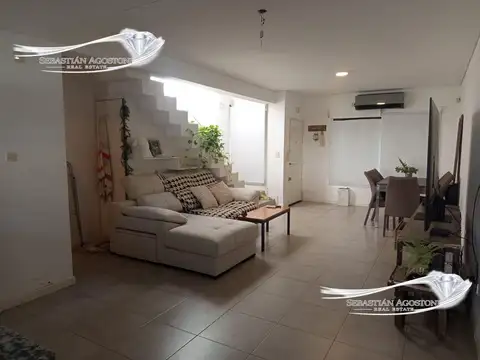 Depto Tipo Casa en Venta en Castelar Norte, USD 195.000