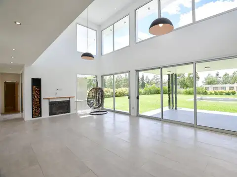 Casa en Venta en Campos De Roca, USD 399.000