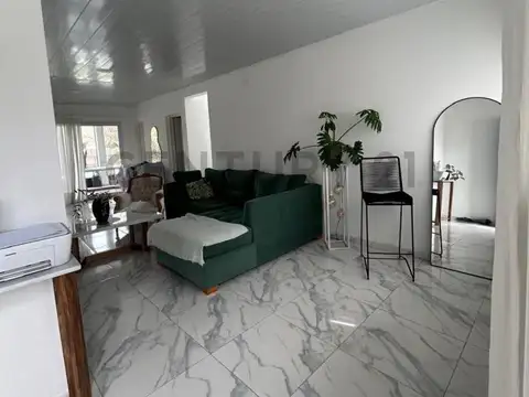 Casa en Venta en Francisco Álvarez, USD 205.000