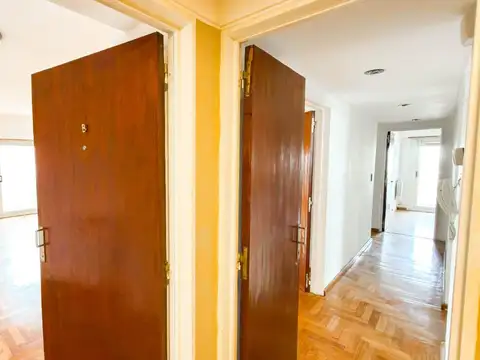 Departamento en Venta de 4 dormitorios