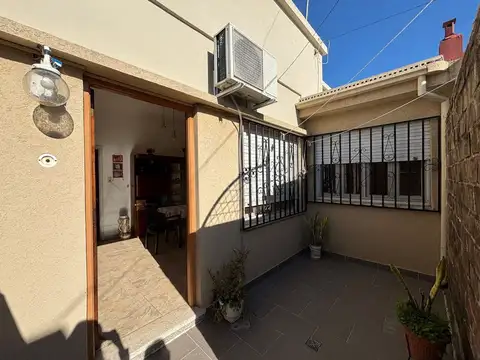 Avenida López y Planes 4700
