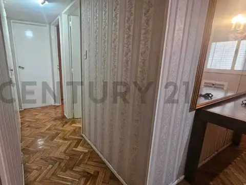 Departamento en Venta en Flores, USD 109.000