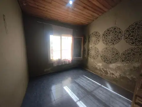 VENTA CASA 5 AMB PTE DERQUI LOCAL DEPENDENCIA