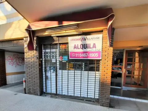 Local en Alquiler Via Pública