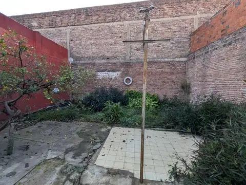 Casa en Alquiler en Valentin Alsina, $ 395.000