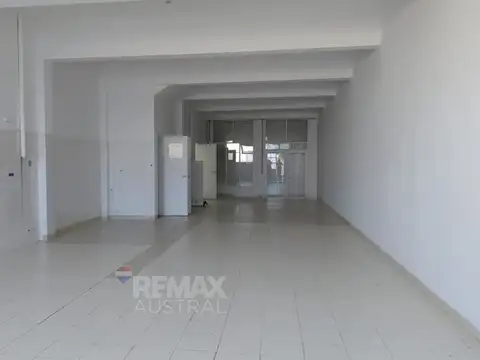 Salon en Zona Comercial
