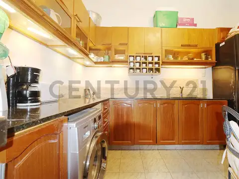 VENTA CASA 5 AMB - VILLA DEVOTO- ESCRITORIO-PATIO-TERRAZA-PLAYROOM