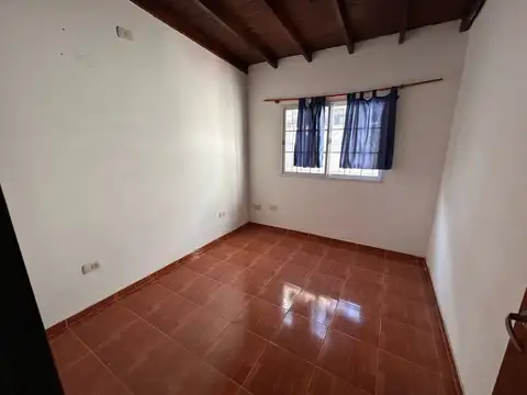 Depto Tipo Casa en Alquiler al Este