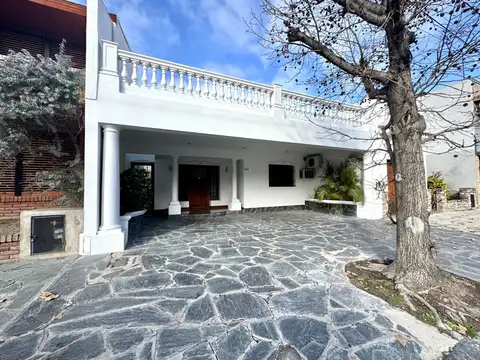 Casa - Venta - Argentina, Tres de Febrero - Cuelli 1844