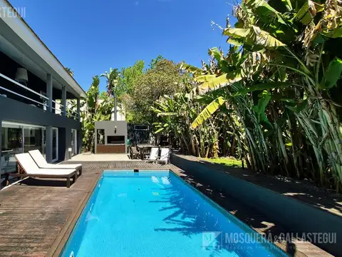 Casa en Alquiler en Boat Center, USD 3.800