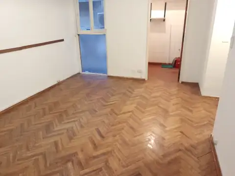 Avenida DIRECTORIO 100, Piso 5