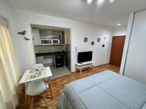 Departamento en alquiler temporario con balcon- Almagro