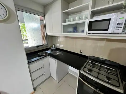 Avenida Corrientes 4200, Piso 1