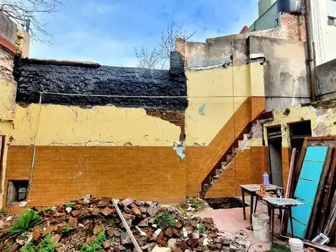 Terreno en Venta en Parque Chacabuco, USD 78.500