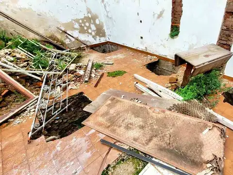 Terreno en Venta en Parque Chacabuco, USD 78.500