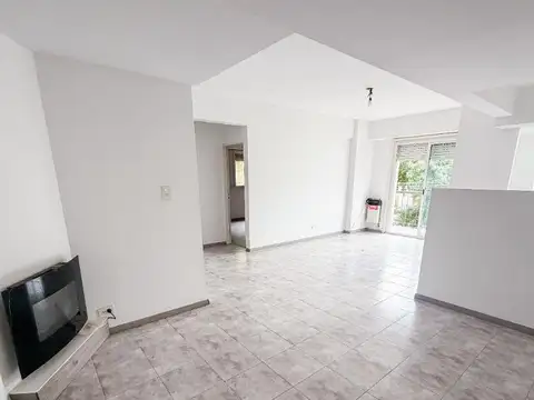 Paroissien 4100, Piso 1