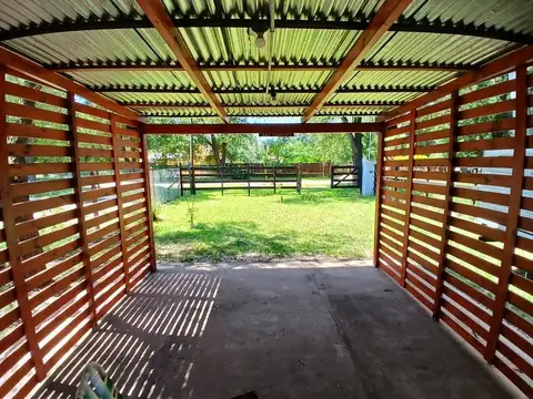 Casa 3 ambientes con 1 baño