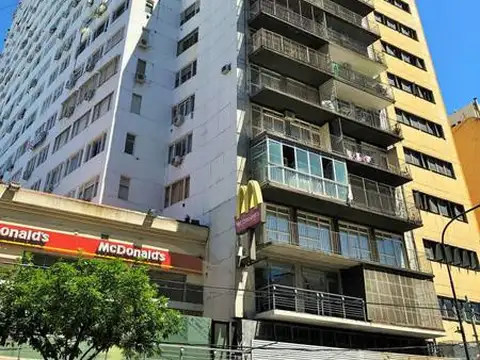 Departamento de tres ambientes en Caballito.