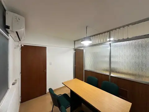 Oficina 3 ambientes con 1 baño