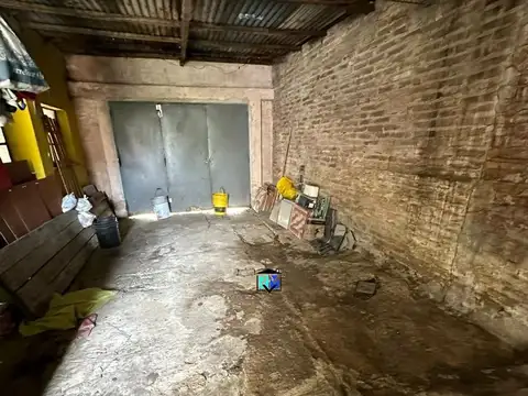 Casa 4 ambientes con 1 baño