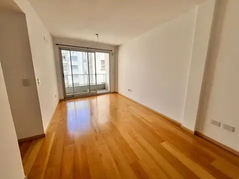 Hermoso departamento 2 amb. con balcón.