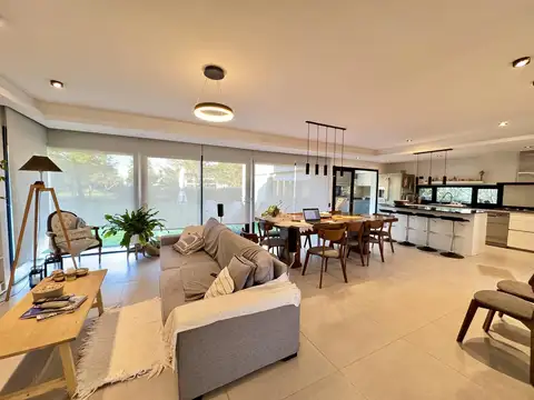 Venta-Casa en San Sebastián