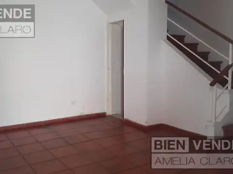 Depto Tipo Casa 3 ambientes con 1 baño